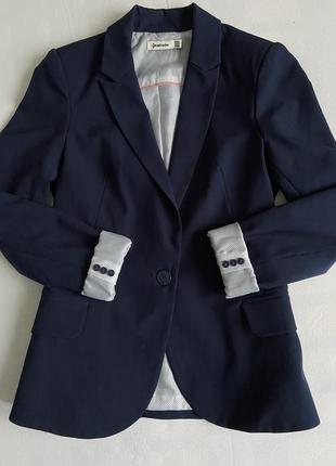 Женский  синий строгий  пиджак р-р  хs5 фото