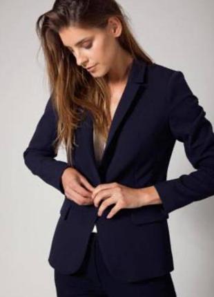 Женский  синий строгий  пиджак р-р  хs