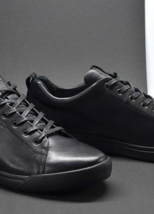 Чоловічі комфортні шкіряні спортивні туфлі велетні чорні ikos 388812 фото