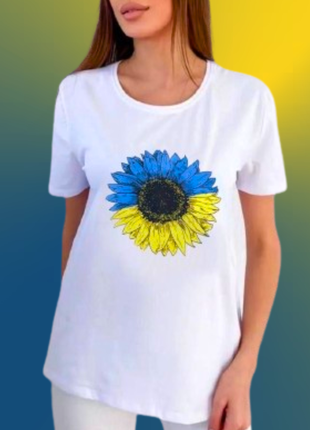 Витончений літній стиль: футболки з принтом соняшника5 фото
