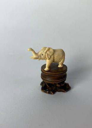 Авторська фігурка статуетка "слон" з бивня мамонта2 фото