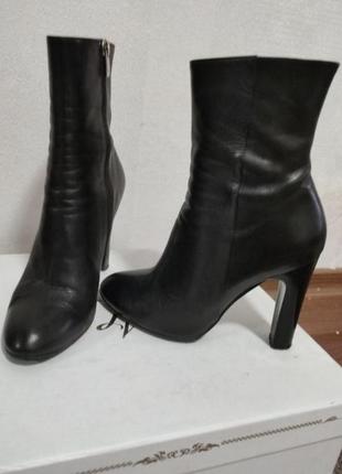 Ботинки сапоги женские кожаные фирменные1 фото