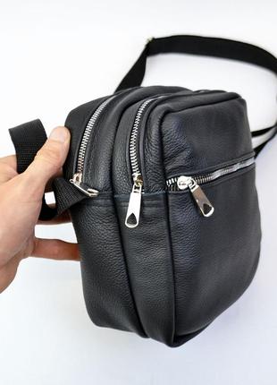 Качественная мужская сумка - мессенджер из натуральной кожи на 4 кармана с серебряной молнией