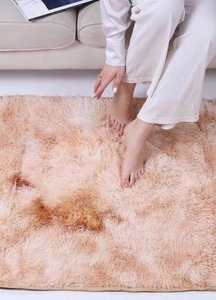 Затишний пухнастий килим травка килим-травка хутряний килим еко хутро бежевий килим з хутра еко ворсистий килим у спальню кімнату4 фото