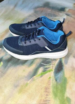 Кроссовки alive 36 размер