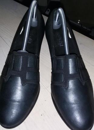 Verhulst(нидерланды)- кожаные туфли темно-синего цвета размер 41 (27,3 см-н)