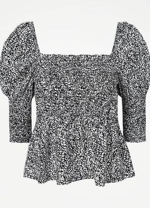 Стильная актуальная женская блуза в анималистичный принт1 фото
