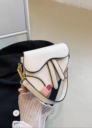 Стильная сумка для девочки