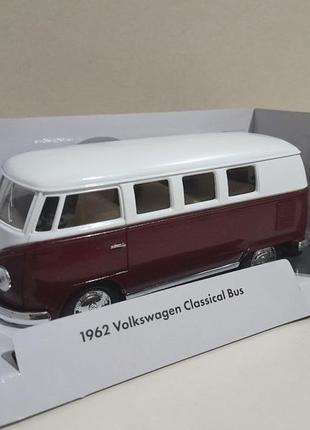 Машинка іграшкова 1962 volkswagen classical bus kinsmart інерційний 1:32 біло-бордовий