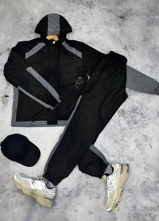 Костюм із плащівки