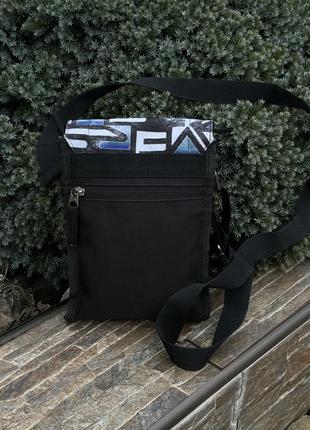 Quicksilver стильна спортивна фірмова сумка кросбоді4 фото