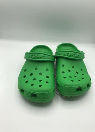 Оригінальні жіночі crocs