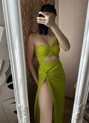 Цільний салатовий купальник з спідницею