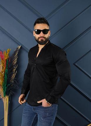 Крутая мужская приталенная рубашка влрот стойкая белая и черная