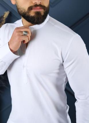 Крутая мужская приталенная рубашка влрот стойкая белая и черная