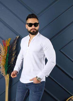 Крутая мужская приталенная рубашка влрот стойкая белая и черная