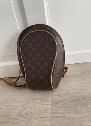 Рюкзак в стиле louis vuitton