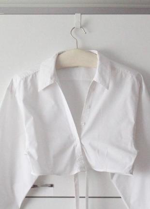 Біла бавовняна вкорочена сорочка від motel2 фото