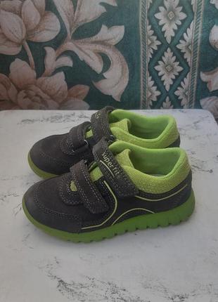 Детские кроссовки кожаные кеды хайтопы supertit ботинки лоферы туфли1 фото