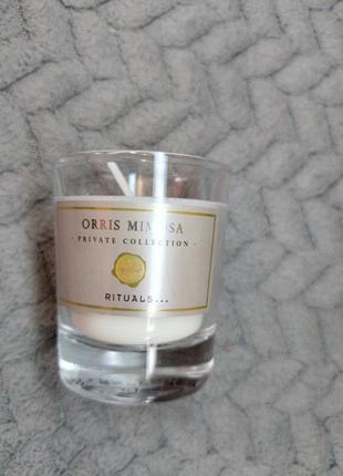 Rituals orris mimosa scented candle
ароматична свічка2 фото