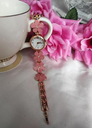 Нежные и очень красивые цветочные часы-браслет 🌸⌚😍4 фото