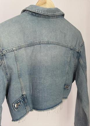 Укороченная джинсовая куртка  zara6 фото