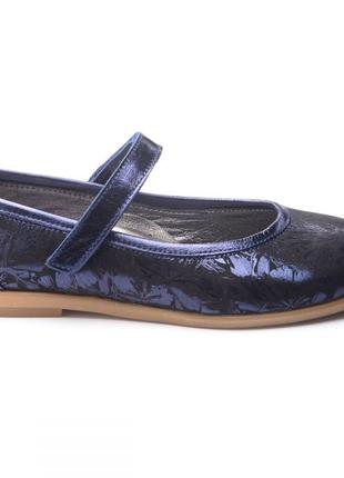 Шкіряні туфлі для дівчинки з квітковою гравіюванням туреччина rn1087394 фото