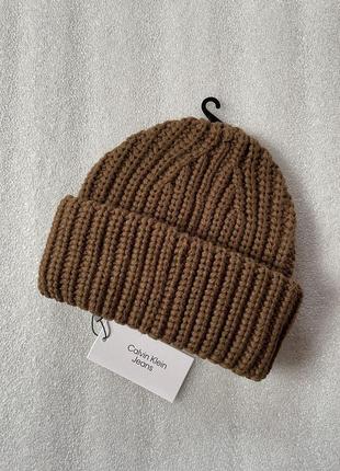 Новая зимняя шапка calvin klein ( ck ribbed knit beanie hat ) с америки10 фото