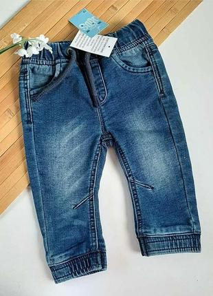 Джинси на малюка