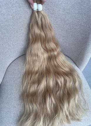 Натуральные светло русые волнистые волосы для наращивания1 фото