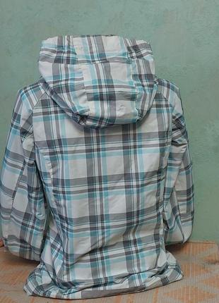 Демисезонная курточка ветровка