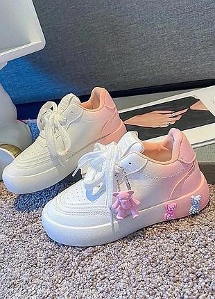 Дитячі кросівки