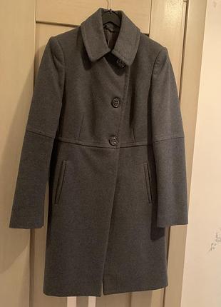 Весеннее осеннее пальто benetton