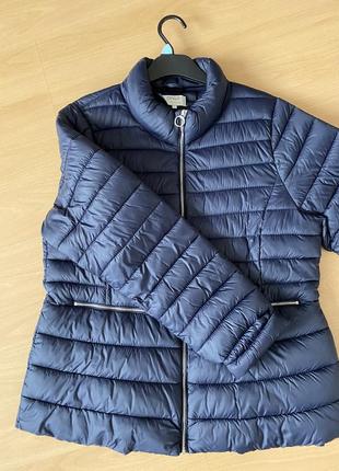 Куртка в хорошем состоянии размер l- xl