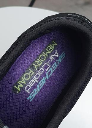 Мокасини skechers
memory foam6 фото