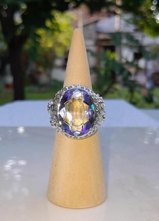 Кольцо с мостиком топазом