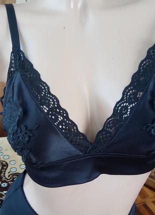 Красивое кружевное бра от hm
