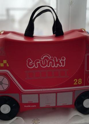 Дитяча валіза trunki
