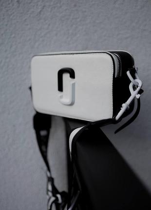 Marc jacobs the snapshot black/white  logo 2
