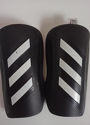 Спортивные щитки adidas 3