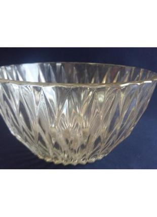 Салатник хруталь круглий д.19,5 ст.10 см.