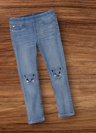 Джинсы с рисунком вышивной аппликацией на коленях котик кот ддя девочки h&amp;m hm