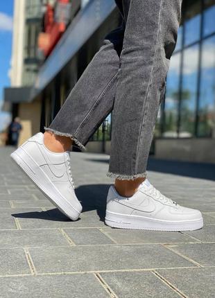 Кроссовки nike air force 1 low classic white premium (нике аир форце)9 фото