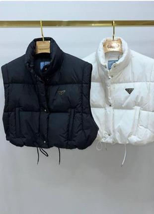 Жилетка в стилі prada