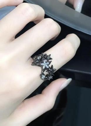 Кільце з зіркою  в стилі готика y2k