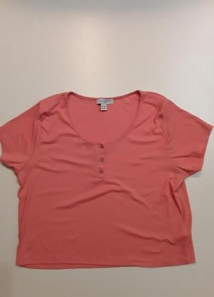 Фірмова футболка