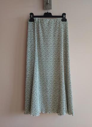 Плиссированная юбка миди, юбка плиссе на резинке пастельный зеленый растительный принт, р. 141 фото