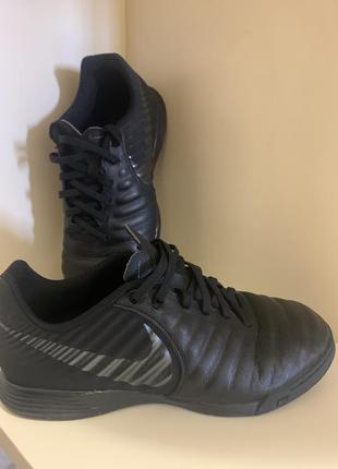 Кроссовки футзалки nike timempo 36,5 р кожа состояние новых2 фото