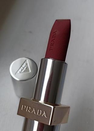 Prada lipstick помада стира # 56. акция 1+1=3