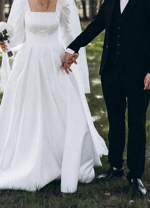 Весільне плаття